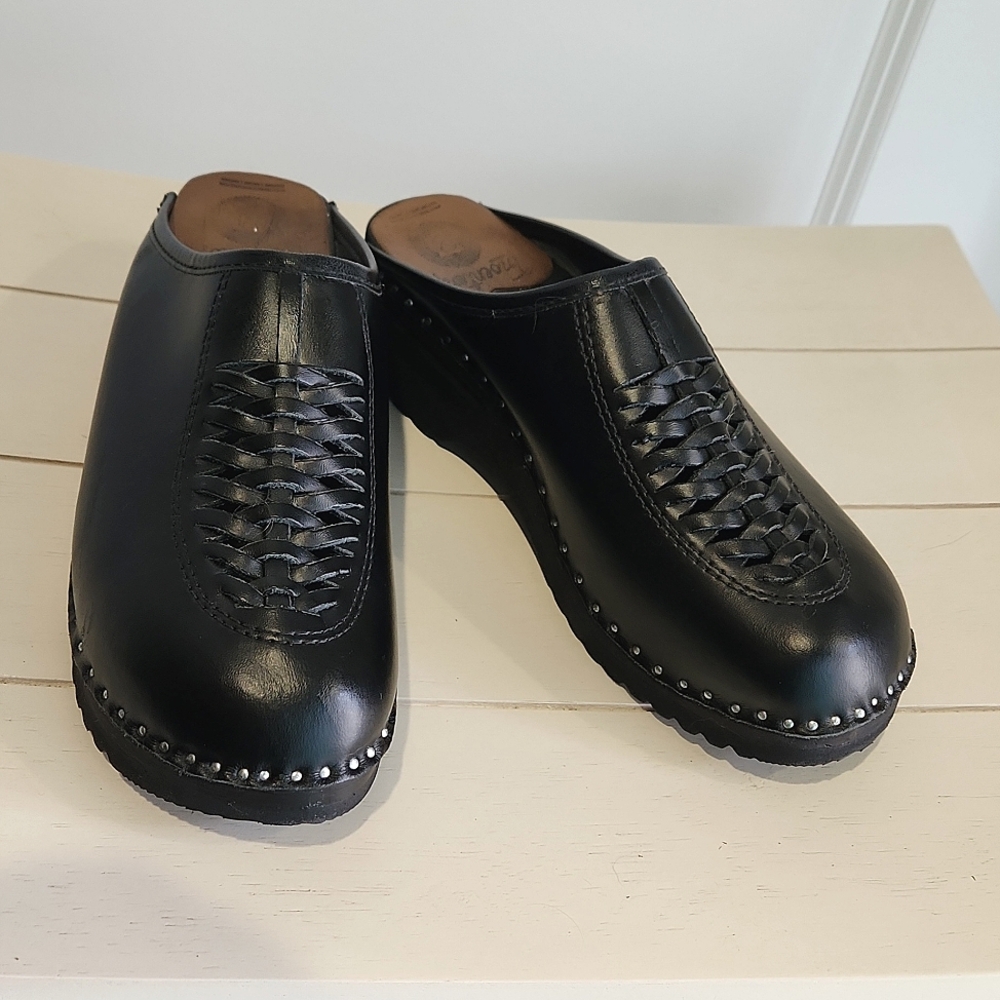 Troentorp, closed toe woven clog, black, 40